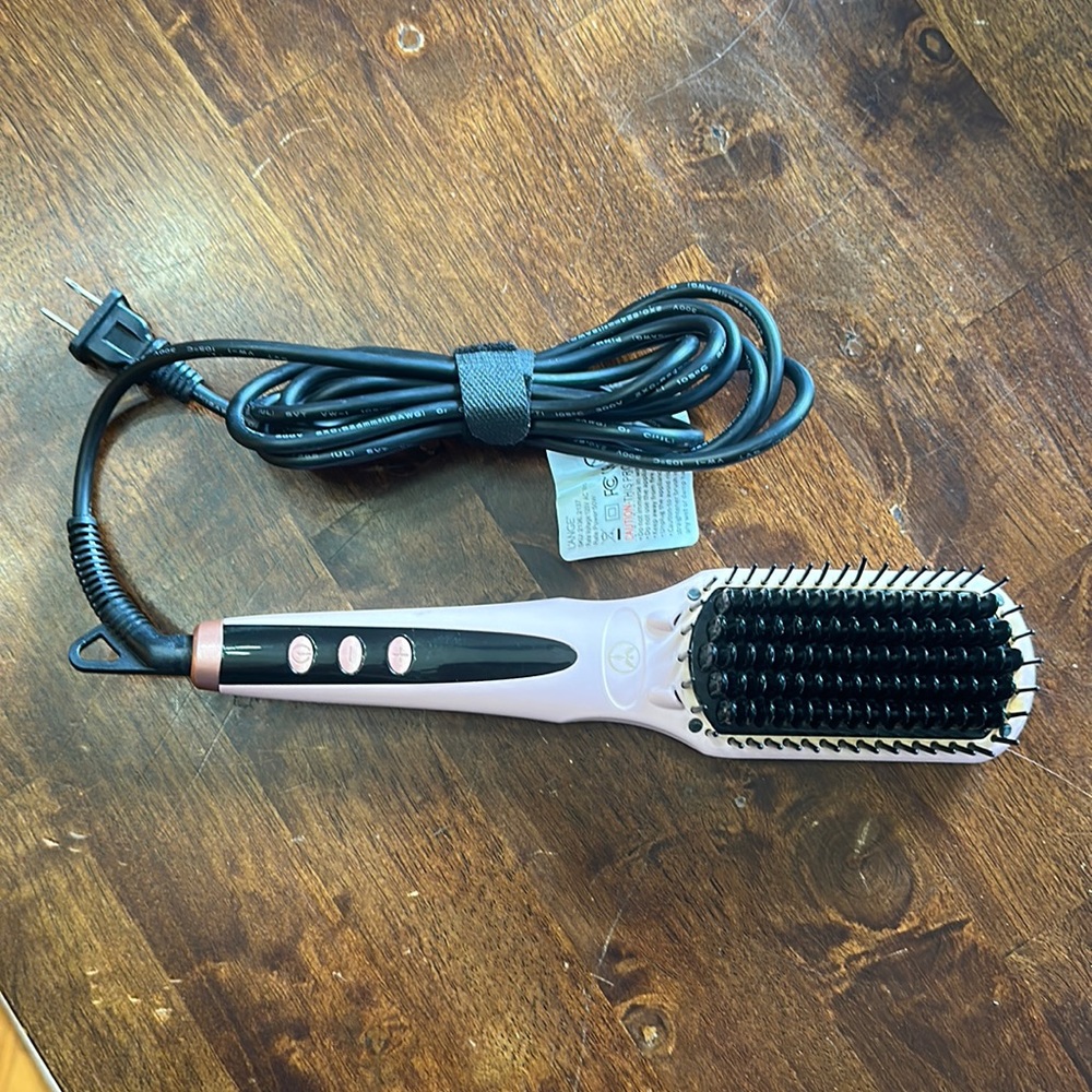 L’ange straightening brush